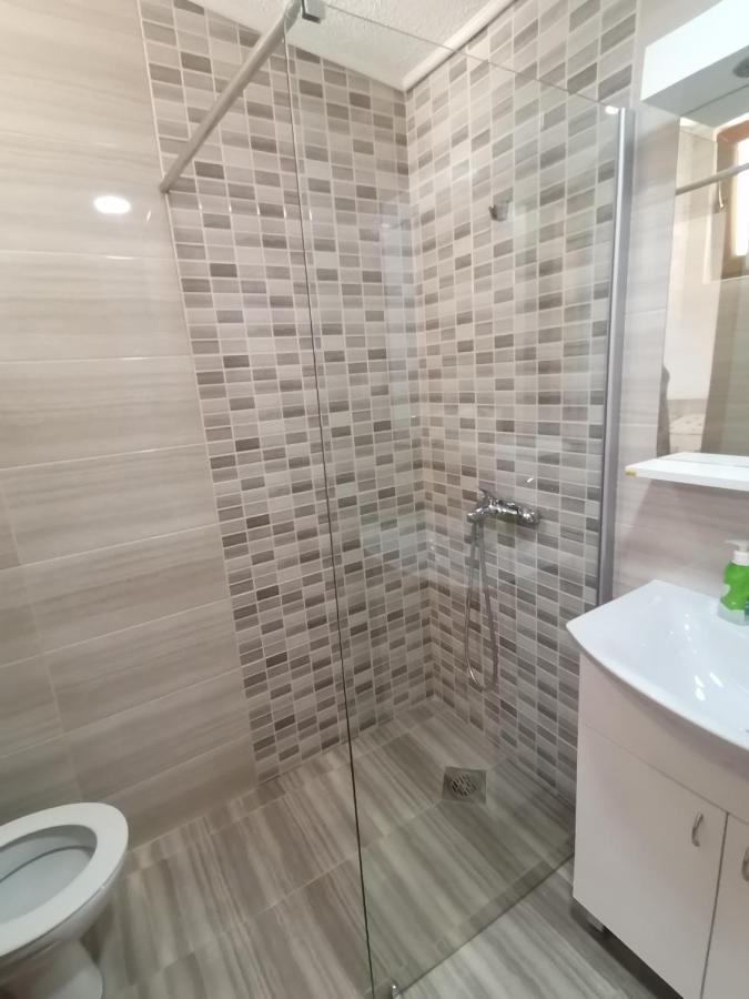 Guesthouse Zimovski Peštani Exteriör bild