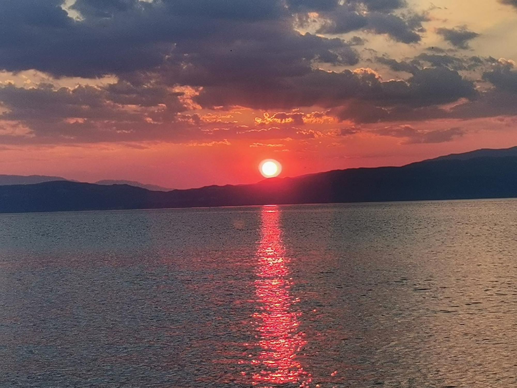 Guesthouse Zimovski Peštani Exteriör bild