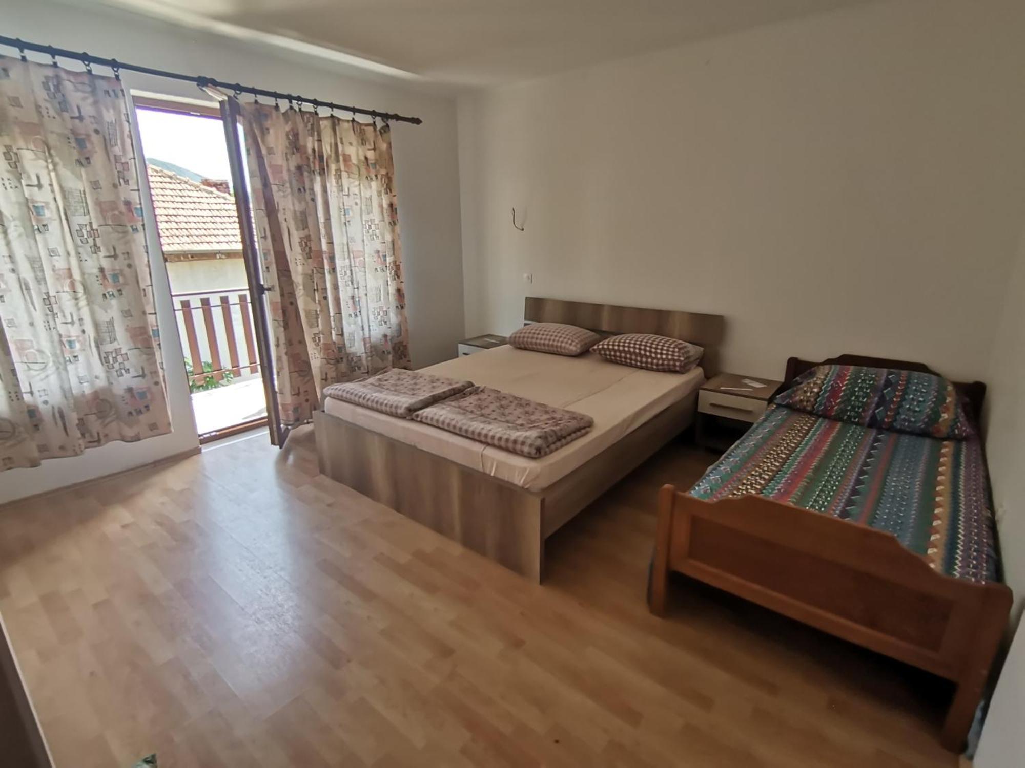 Guesthouse Zimovski Peštani Exteriör bild