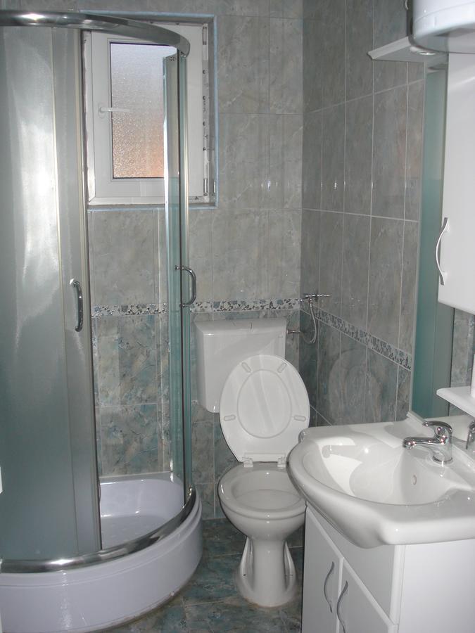 Guesthouse Zimovski Peštani Exteriör bild